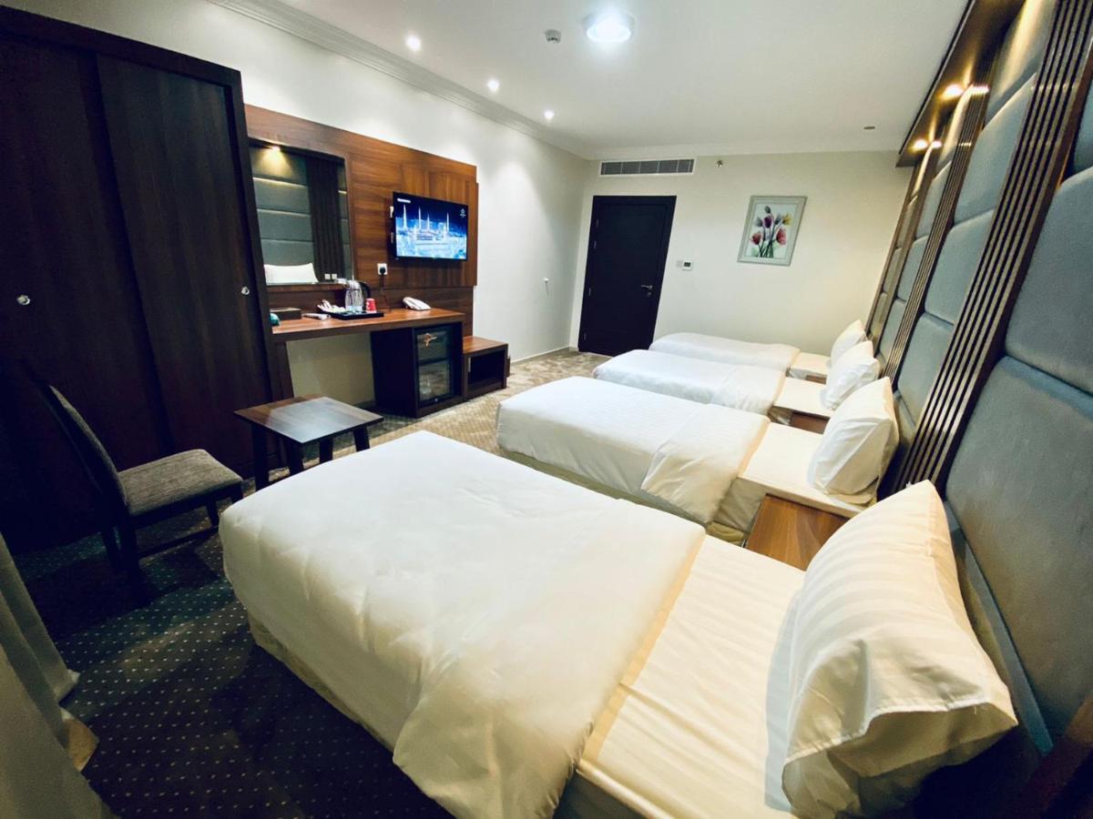 Itlalat Uhud Hotel Medina Eksteriør billede