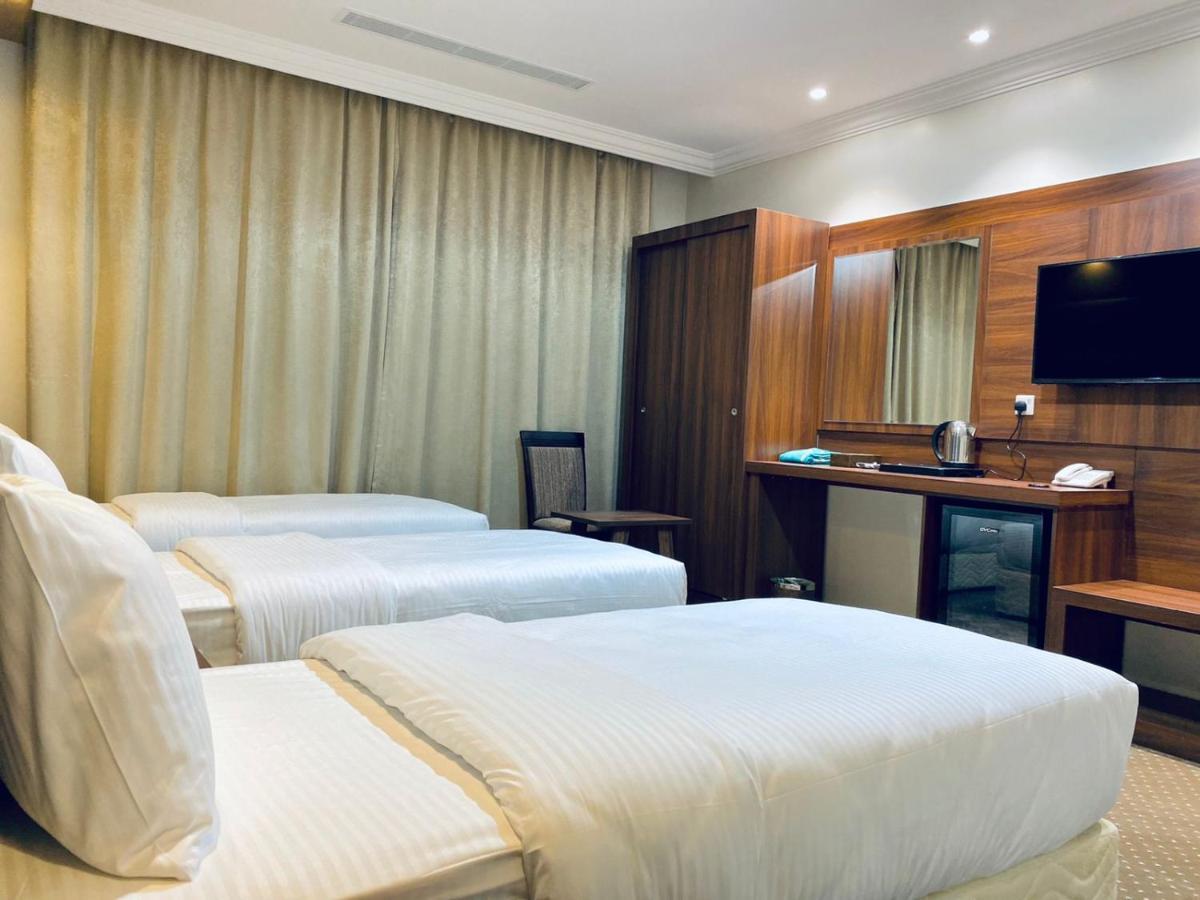 Itlalat Uhud Hotel Medina Eksteriør billede
